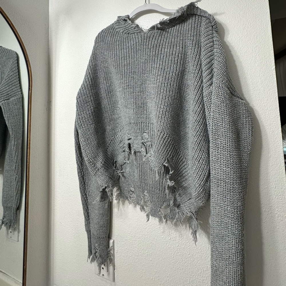 Akira crop sweater